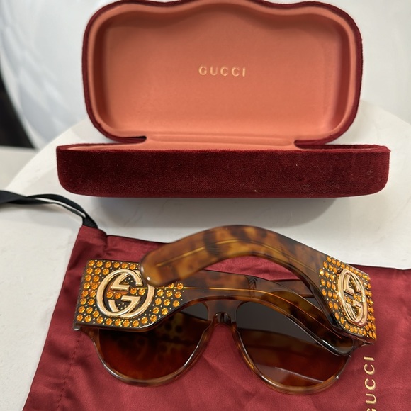 Gucci Hollywood Forever Collection SunglasseAcetate Frame, Crystal Studs.  NWOT - Picture 2 of 5